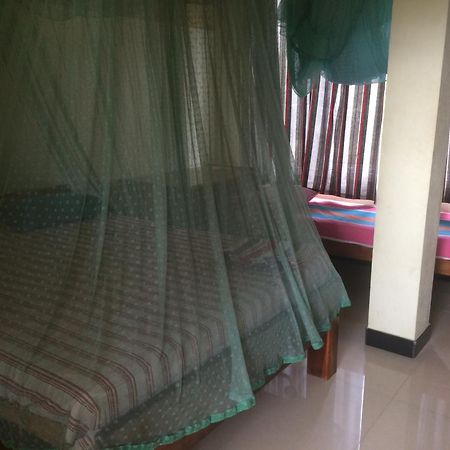 Beach Hut Arugam Bay Exterior foto