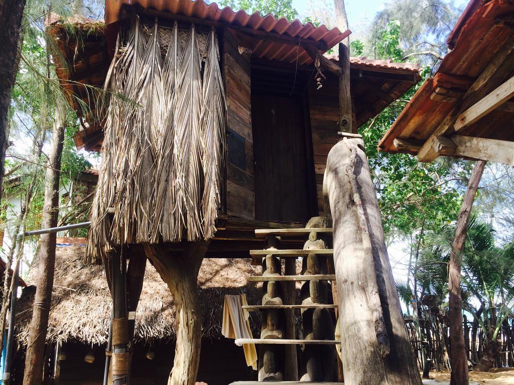 Beach Hut Arugam Bay Exterior foto